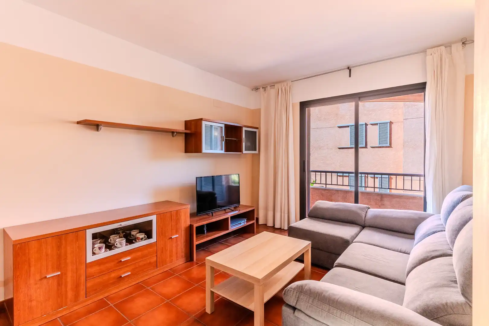 Sala de estar de Piso en venta en L'Ametlla de Mar  con Aire acondicionado, Calefacción y Terraza