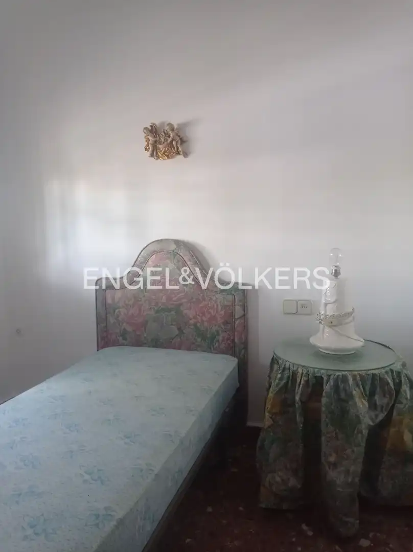 Habitación de Casa o chalet en venta en Dos Hermanas con Calefacción, Jardín privado y Terraza