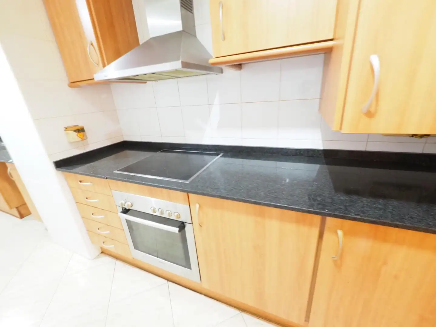 Cocina de Dúplex en venta en Vilanova del Camí con Terraza, Trastero y Piscina comunitaria