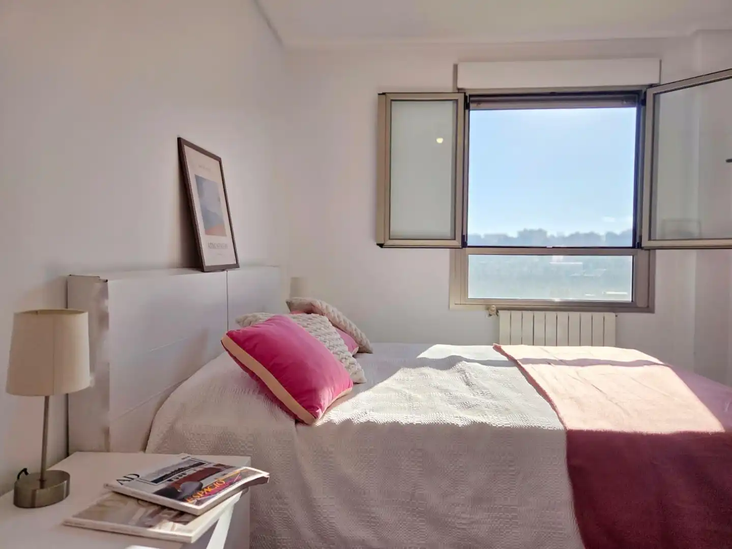 Schlafzimmer von Wohnung zum Verkauf in Santander mit Heizung, Privatgarten und Parkett