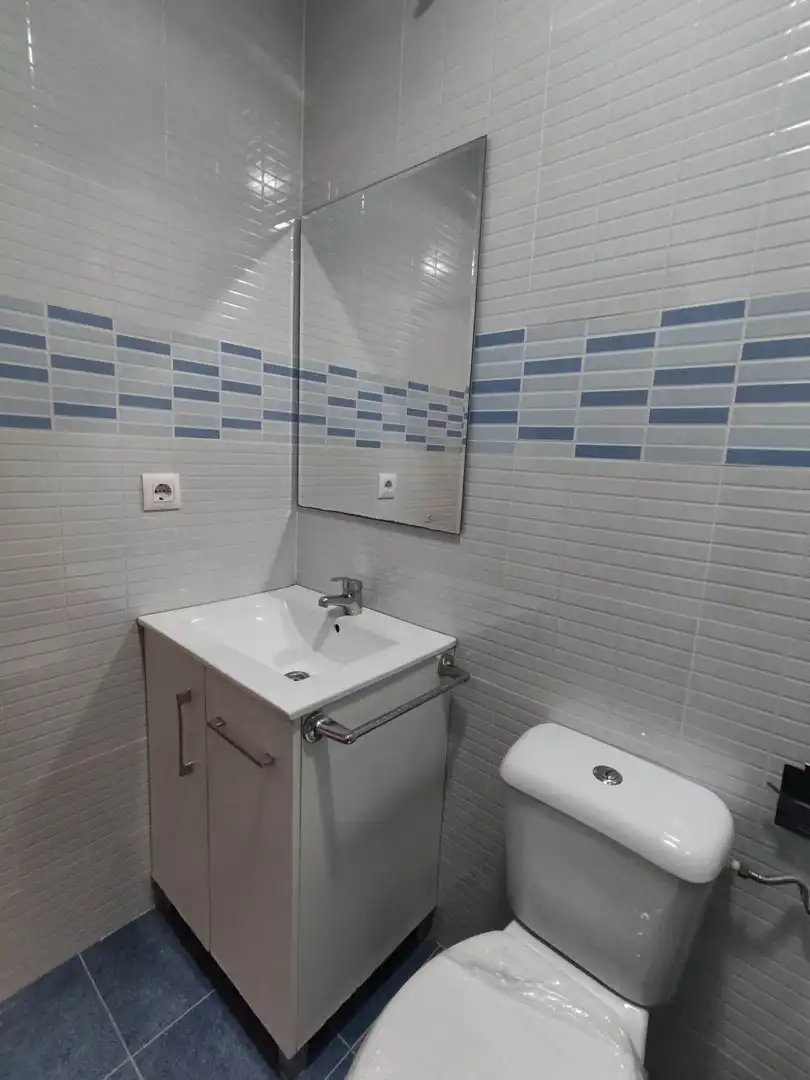 Baño de Apartamento de alquiler en Valencia con Terraza y Amueblado