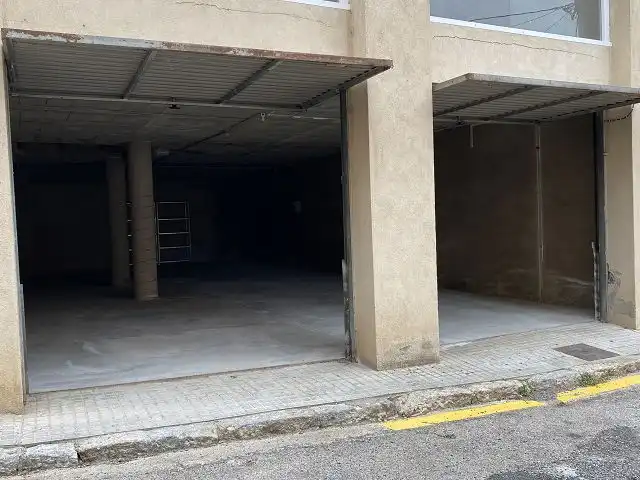 Garage zum Verkauf in N/A, -1, Castelló d'Empúries