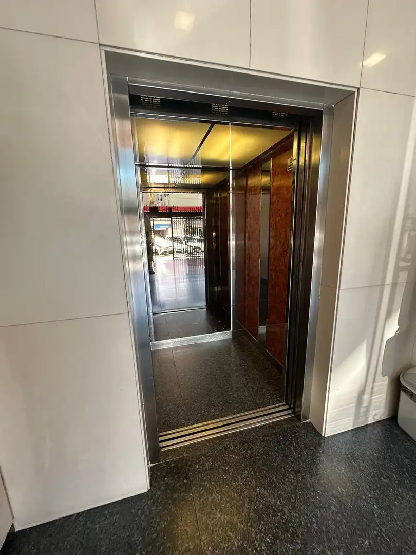 Oficina de alquiler en Valencia con Aire acondicionado