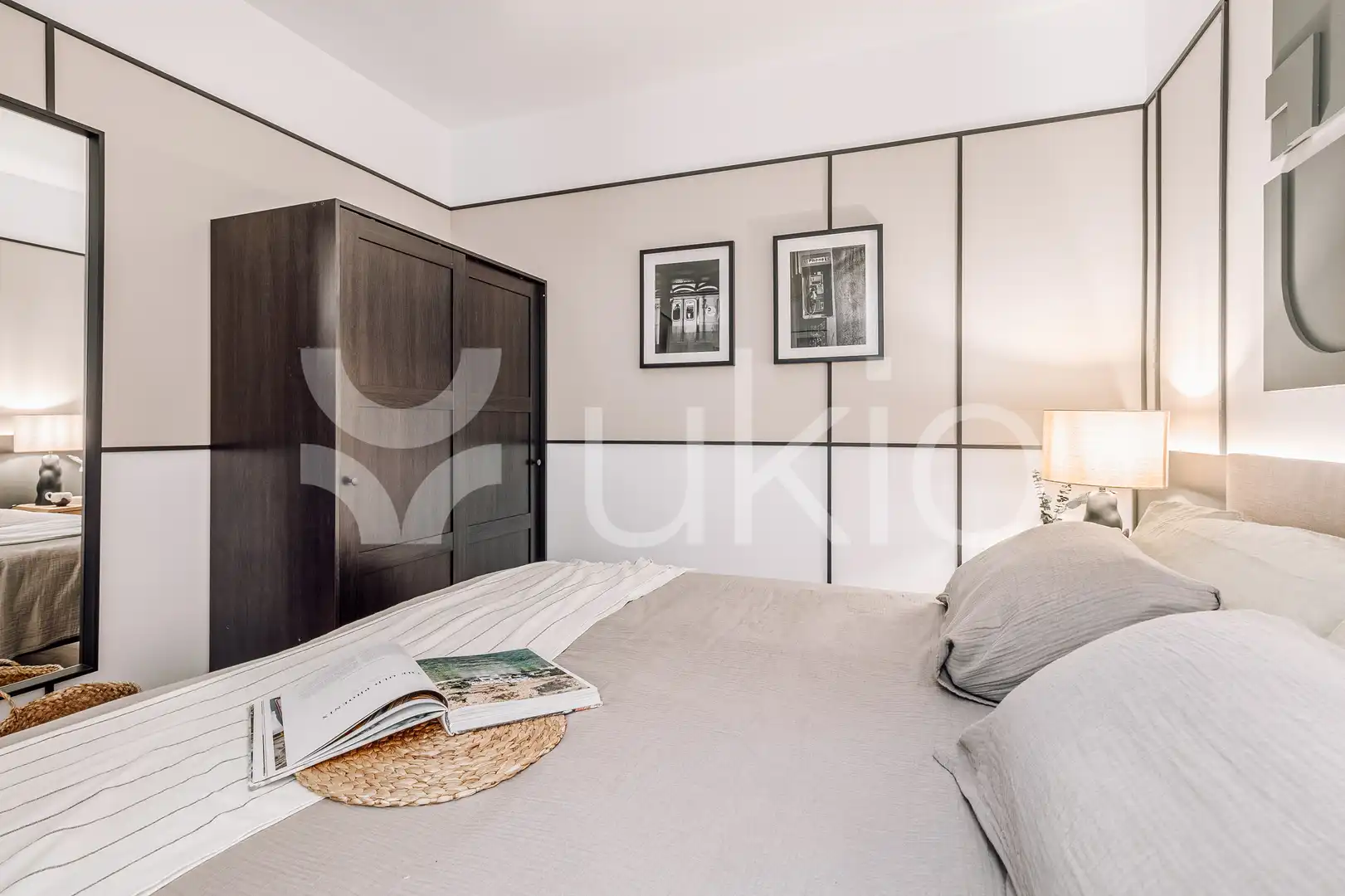 Dormitori de Apartament de lloguer en Madrid amb Aire condicionat, Calefacció i Moblat