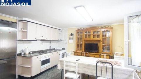 REF. 000639  CASA EN HELGUERAS REPARTIDA EN TRES VIVIENDA CON PARCELA DE 554 M2, imatge 2