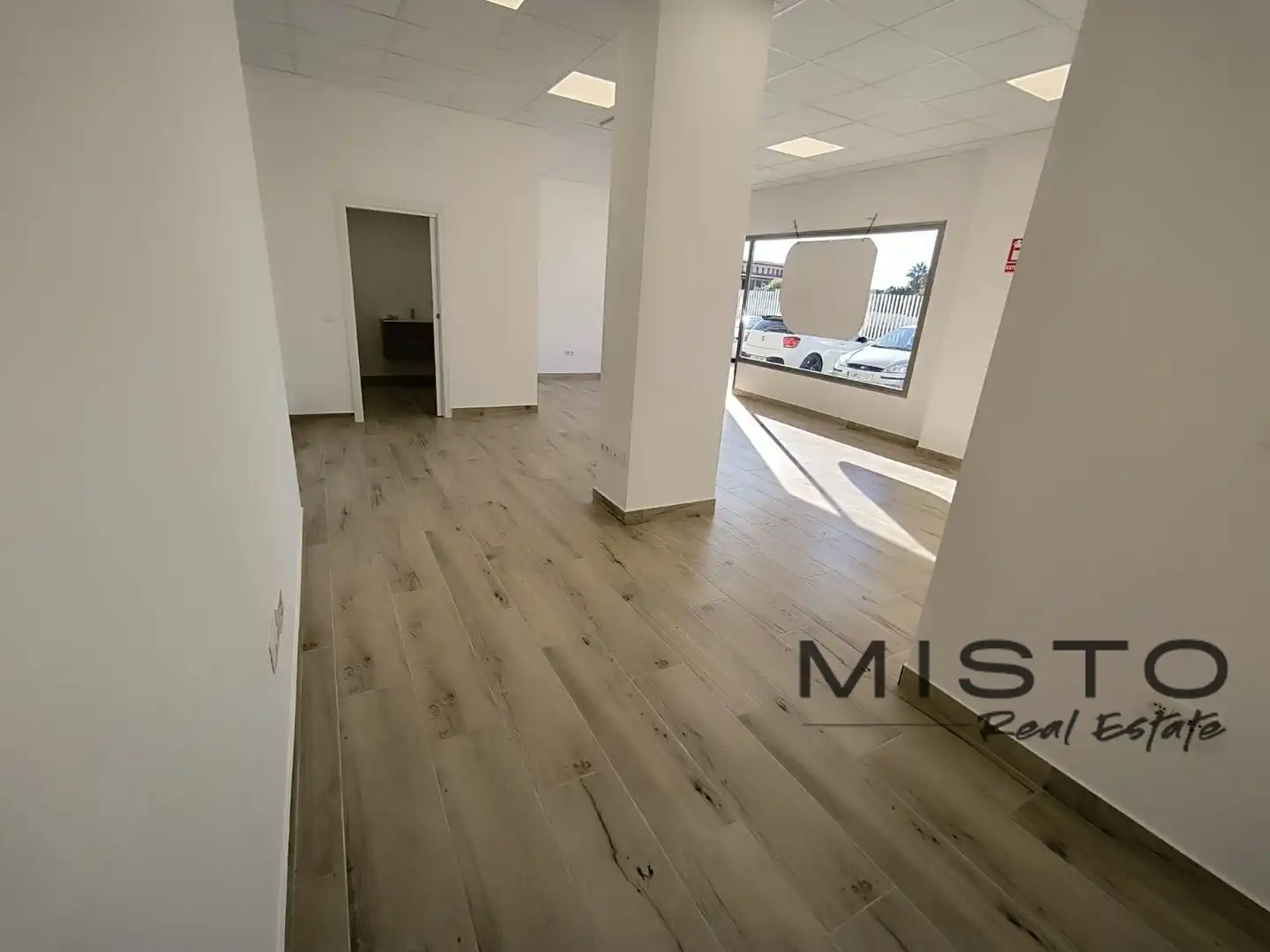 Local comercial en alquiler en CL MIGUEL DELIBES, imagen 6