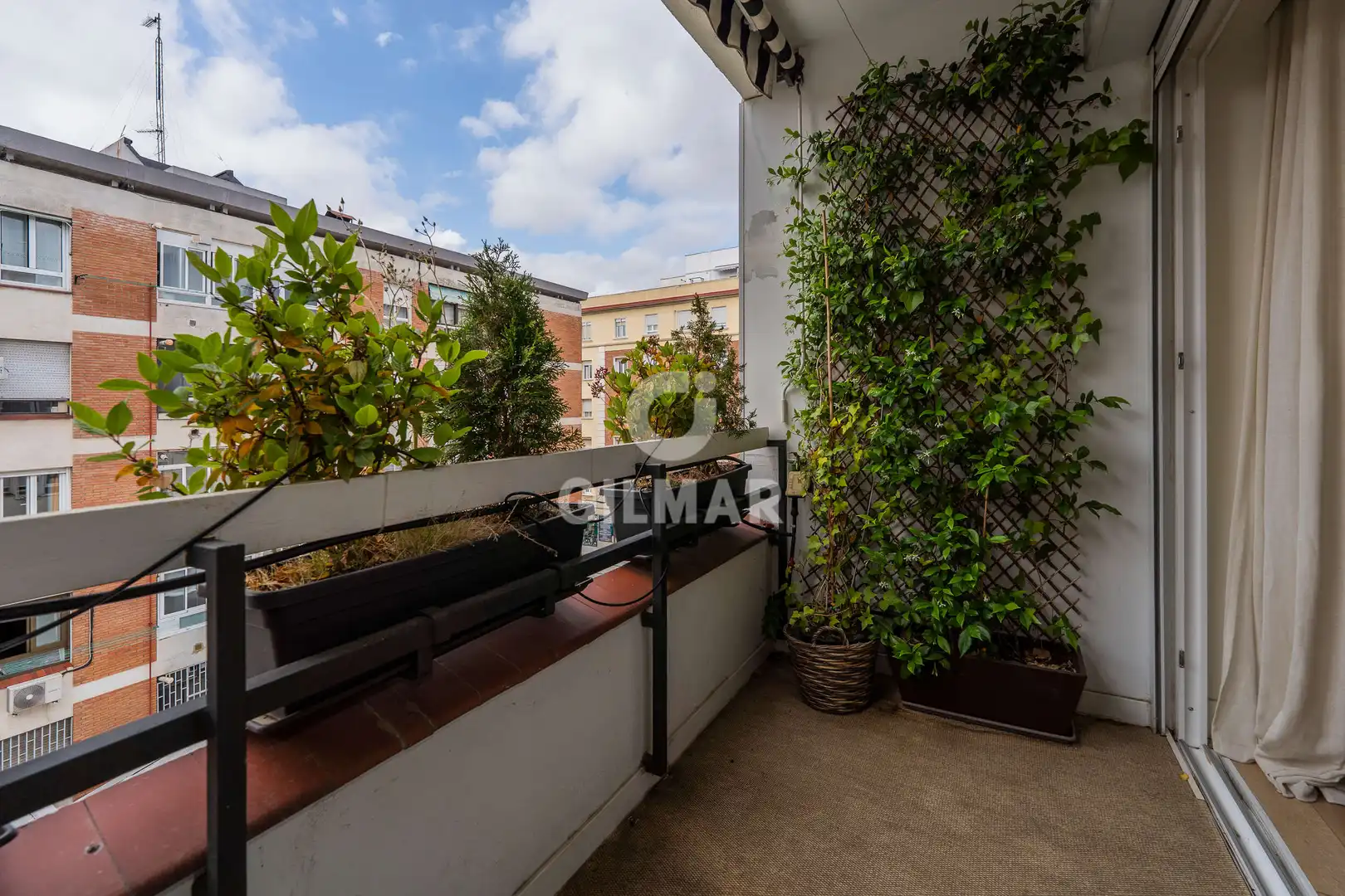 Terraza de Piso en venta en Madrid con Calefacción y Balcón