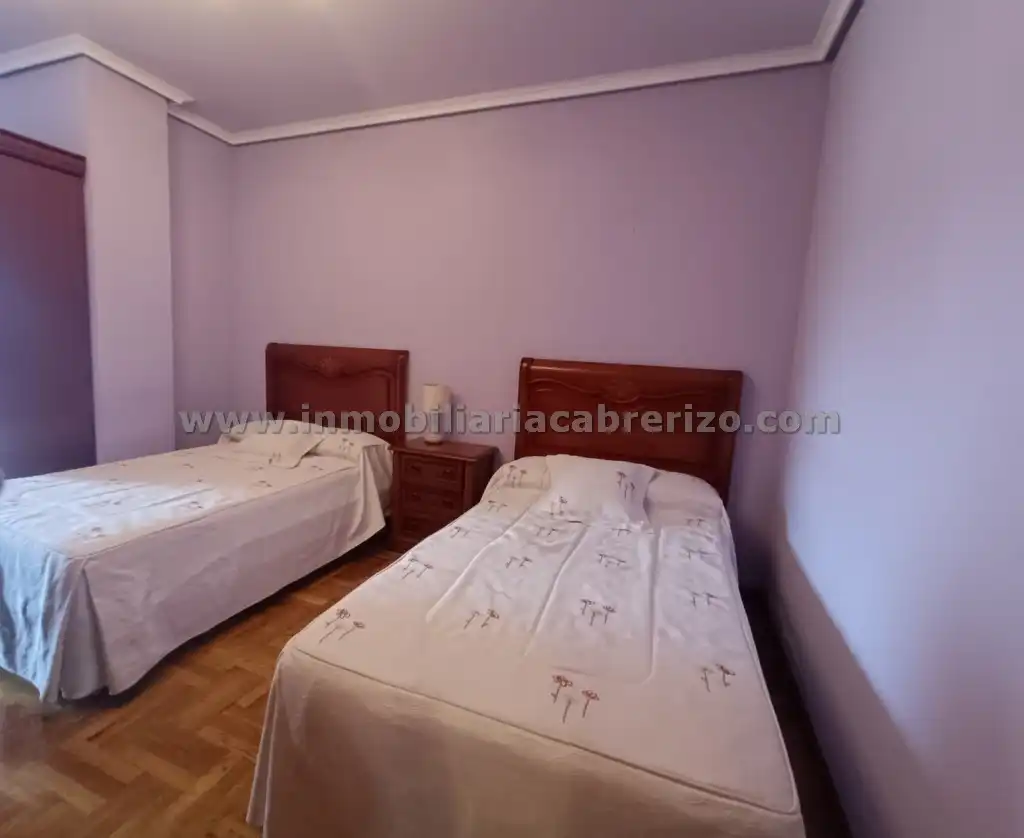 Habitación de Estudio en venta en  Logroño con Aire acondicionado, Calefacción y Parquet