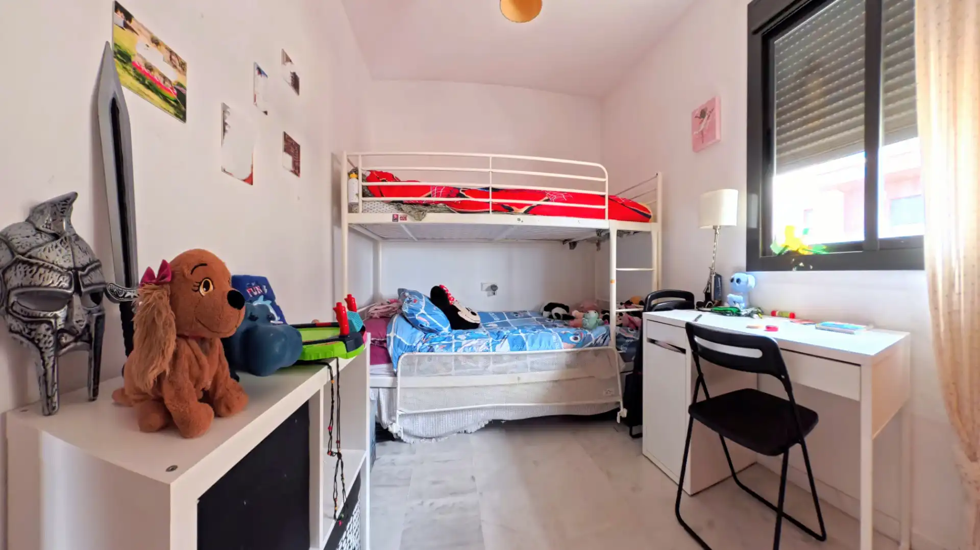 Habitación de Piso en venta en Mairena del Aljarafe con Aire acondicionado, Calefacción y Jardín privado
