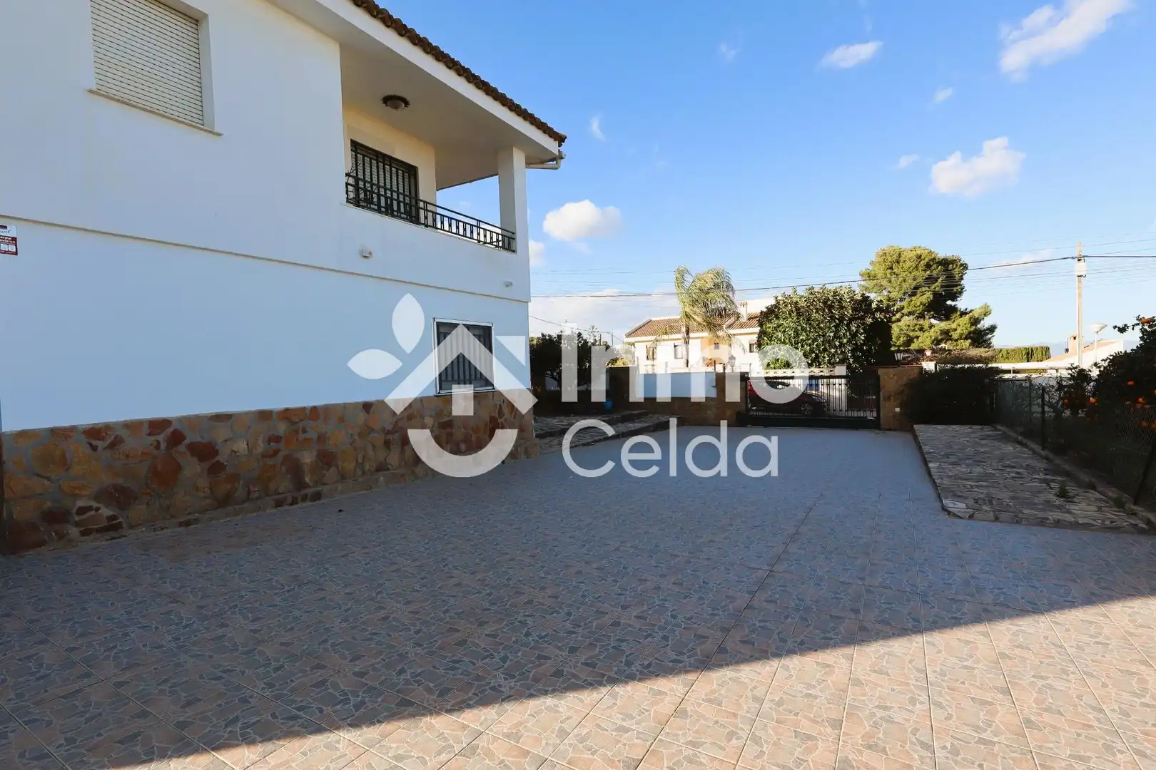 Vista exterior de Casa o chalet en venta en Chiva con Aire acondicionado, Calefacción y Jardín privado