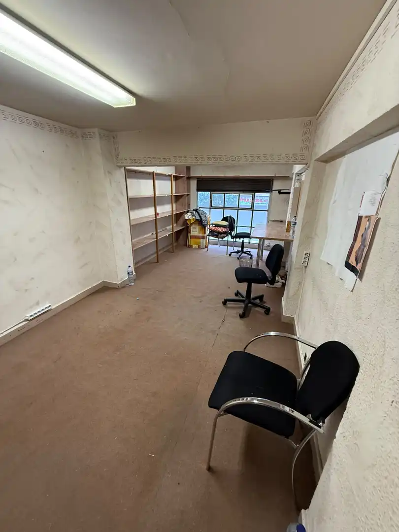 Bureau à louer à Residencia, imagen 7