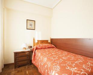 Bedroom of Apartment to share in  Madrid Capital  with Furnished, Oven and Washing machine