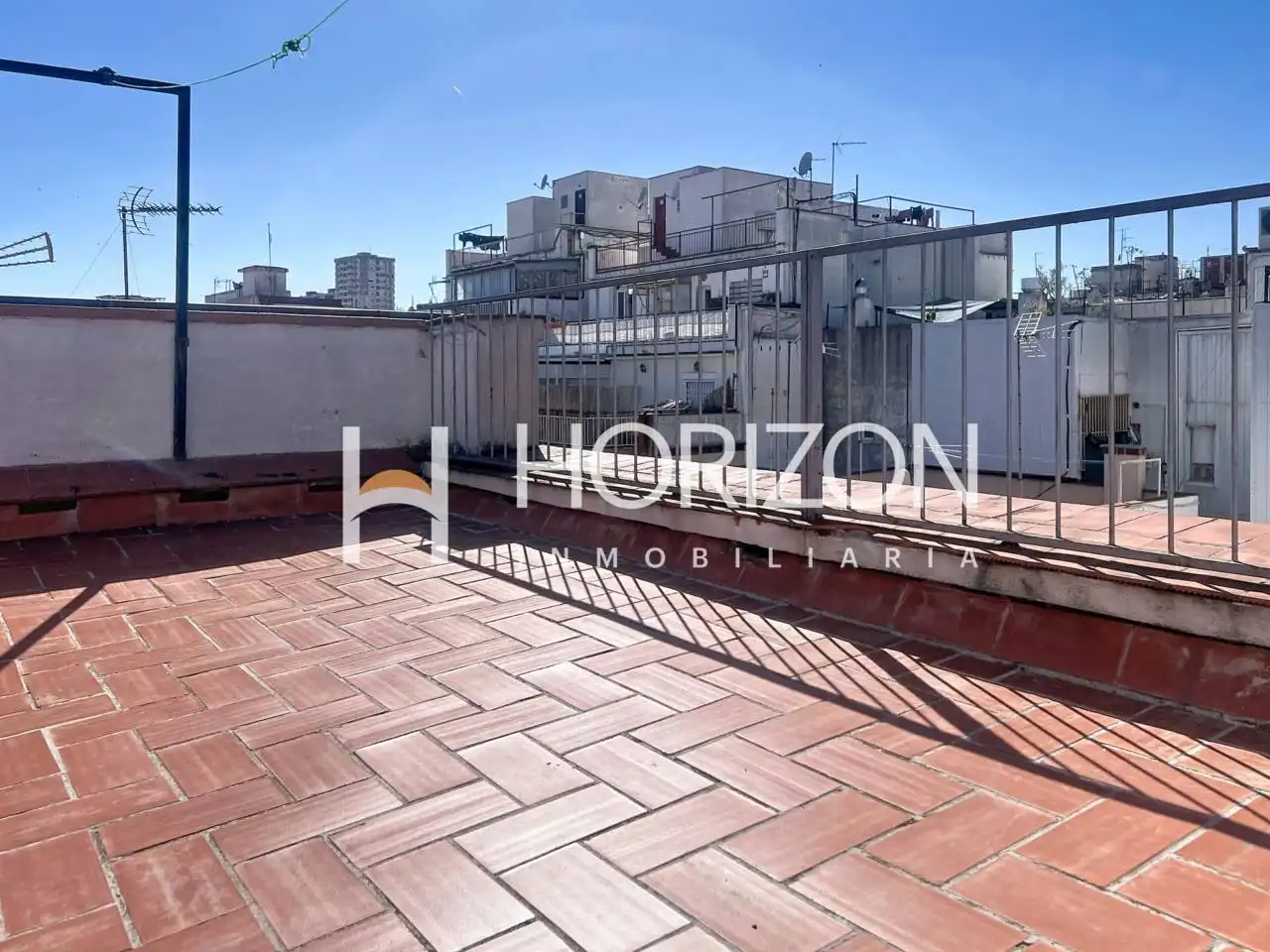 Terrassa de Edifici en venda en L'Hospitalet de Llobregat
