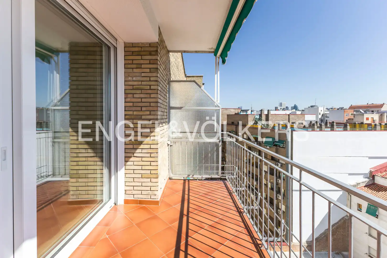 Terraza de Piso de alquiler en Madrid con Aire acondicionado, Calefacción y Parquet