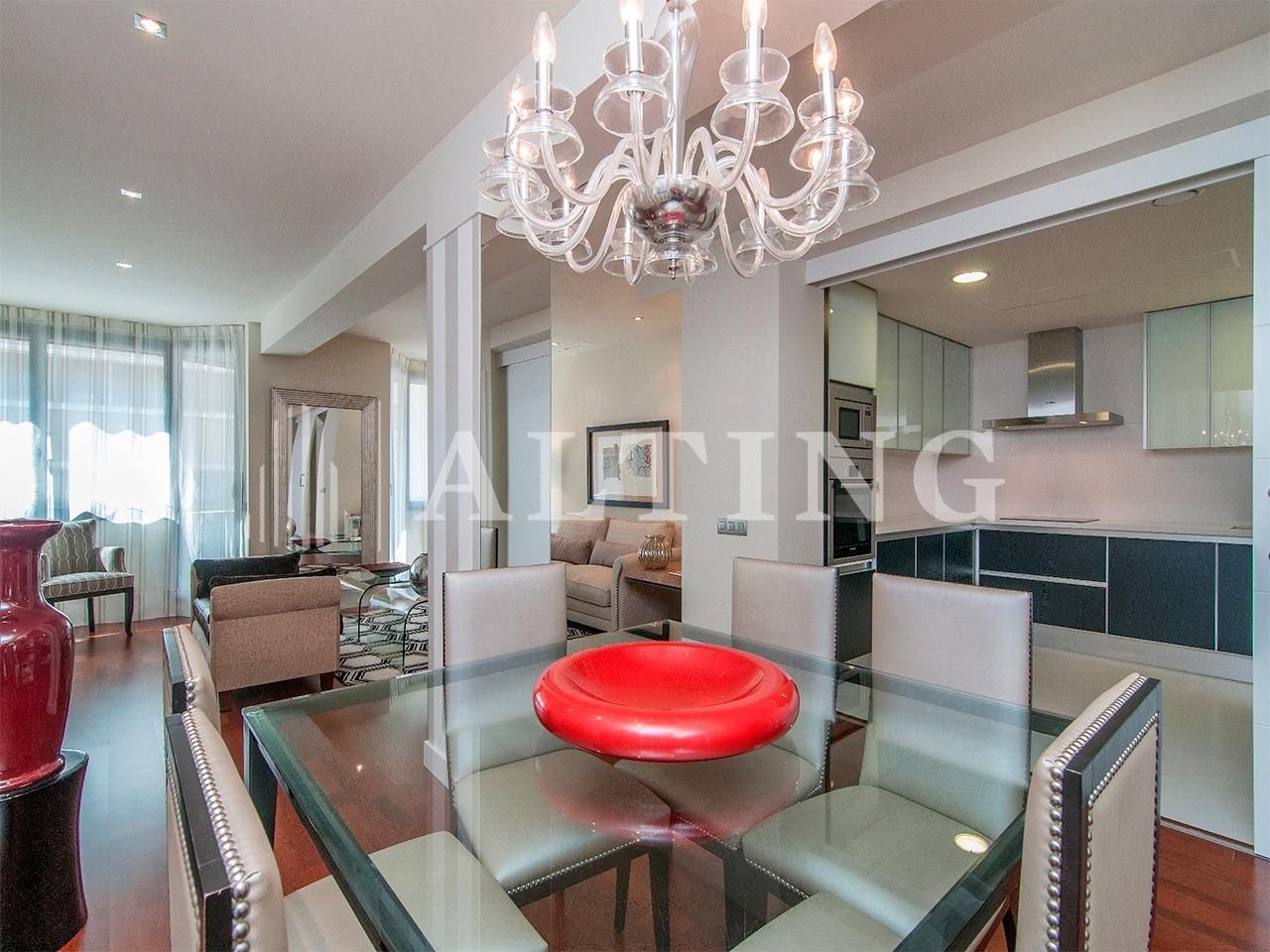 Living room of Flat for sale in  Barcelona Capital  with Air Conditioner, Heating and Parquet flooring