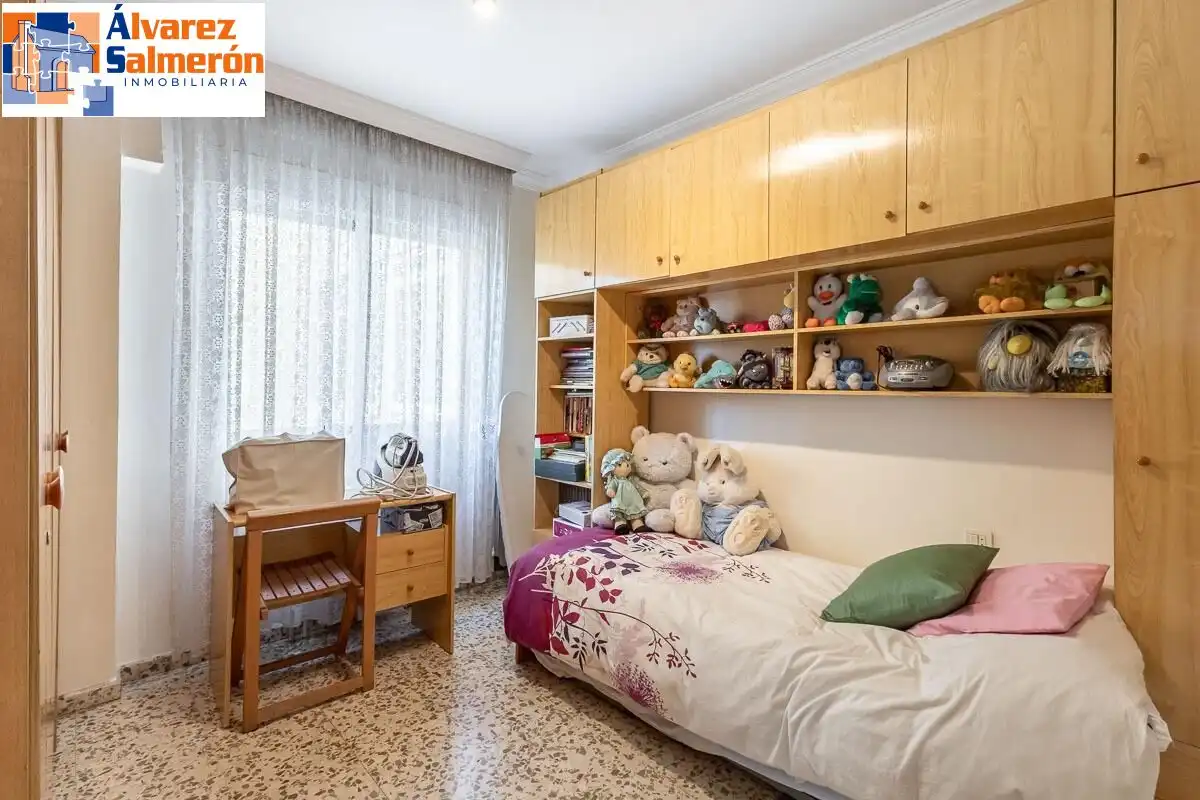 Piso con ascensor en venta en Genil, imagen 16