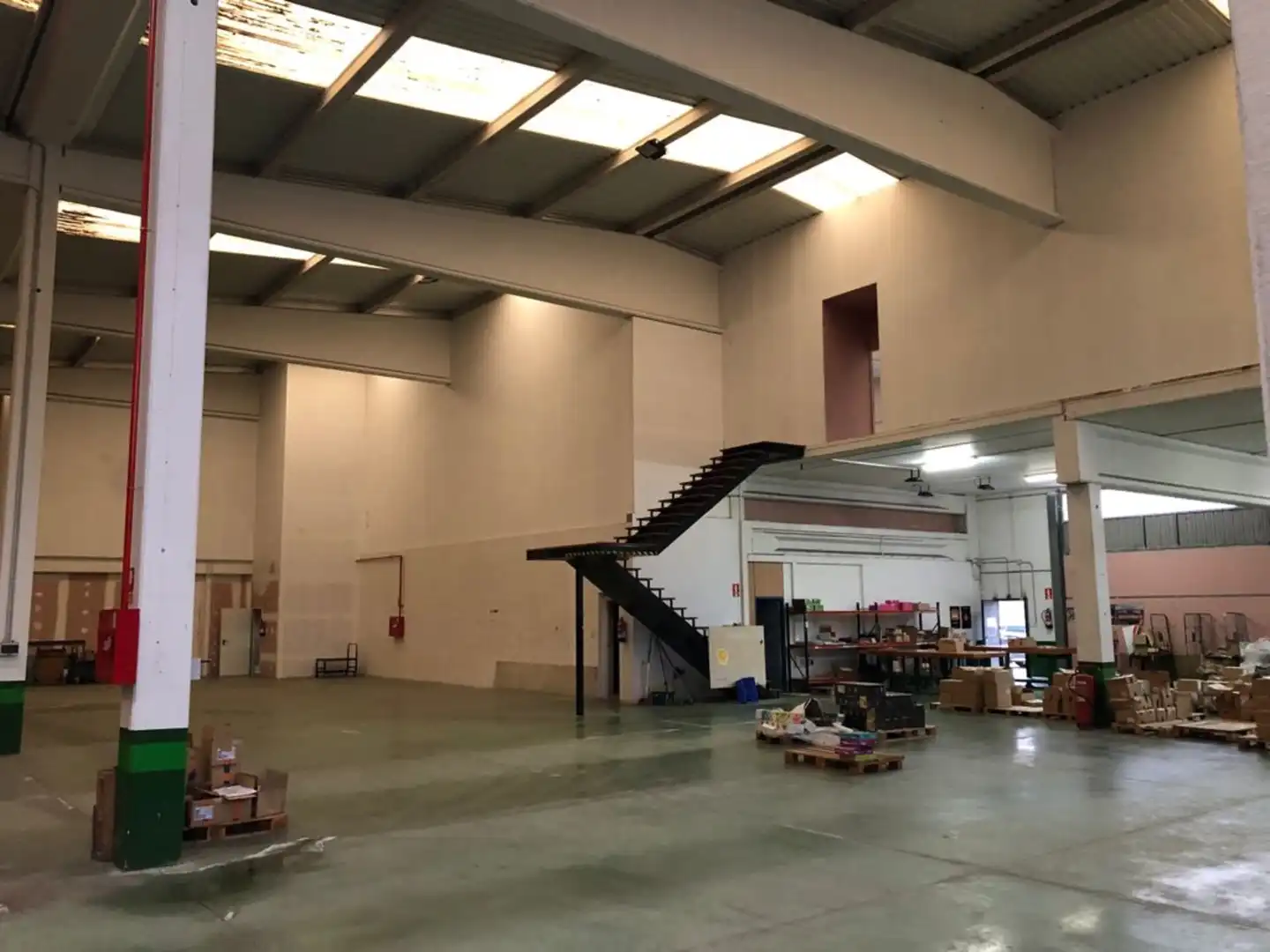 Nau industrial en venda en Amorebieta-Etxano