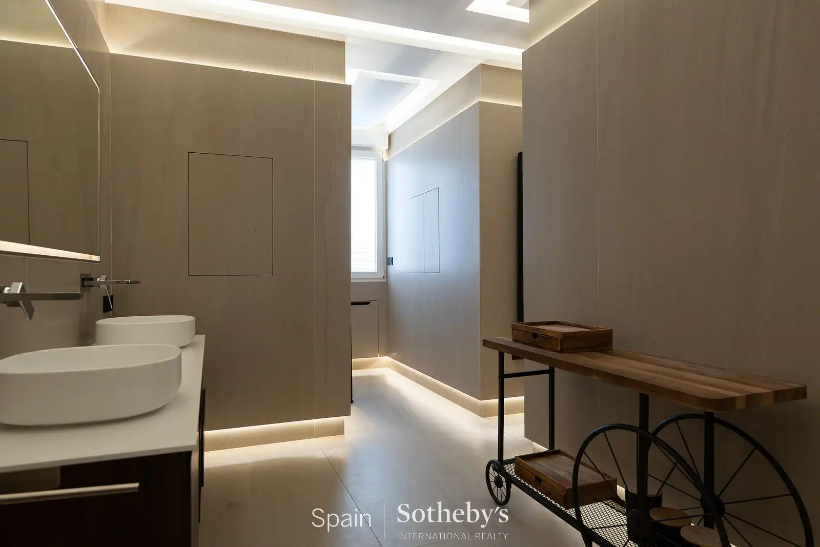 Baño de Casa o chalet en venta en Pozuelo de Alarcón con Aire acondicionado, Jardín privado y Terraza