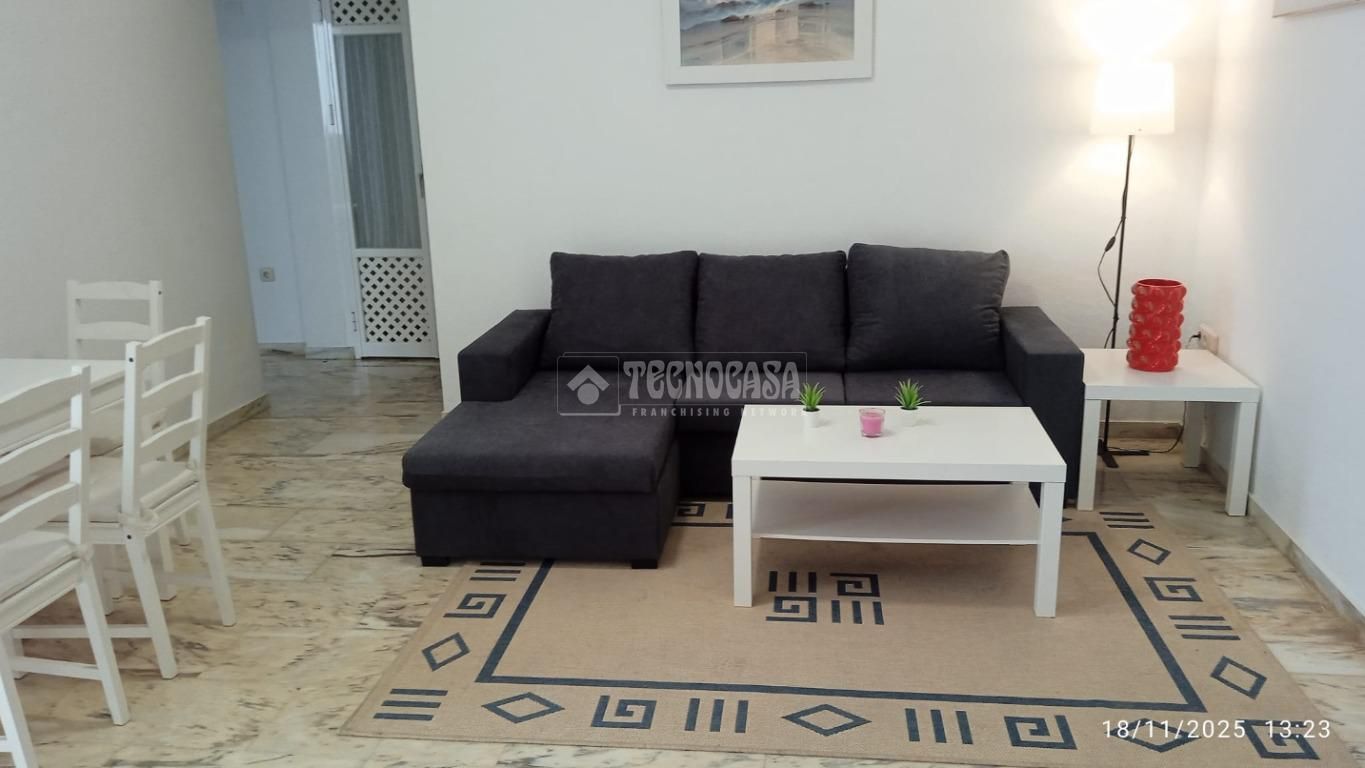 Living room of Single-family semi-detached to rent in Utrera  with Air Conditioner and Heating