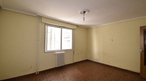 Foto 2 de Piso en venta en San Claudio - La Chantría, León Capital