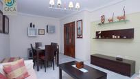 Living room of Flat for sale in Algeciras  with Air Conditioner, Heating and Parquet flooring