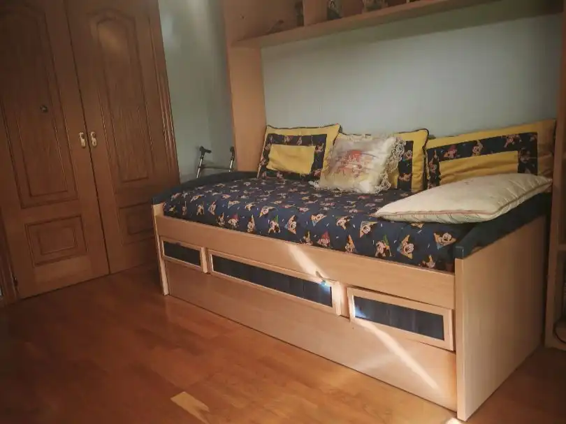 Dormitori de Pis en venda en  Albacete Capital amb Balcó