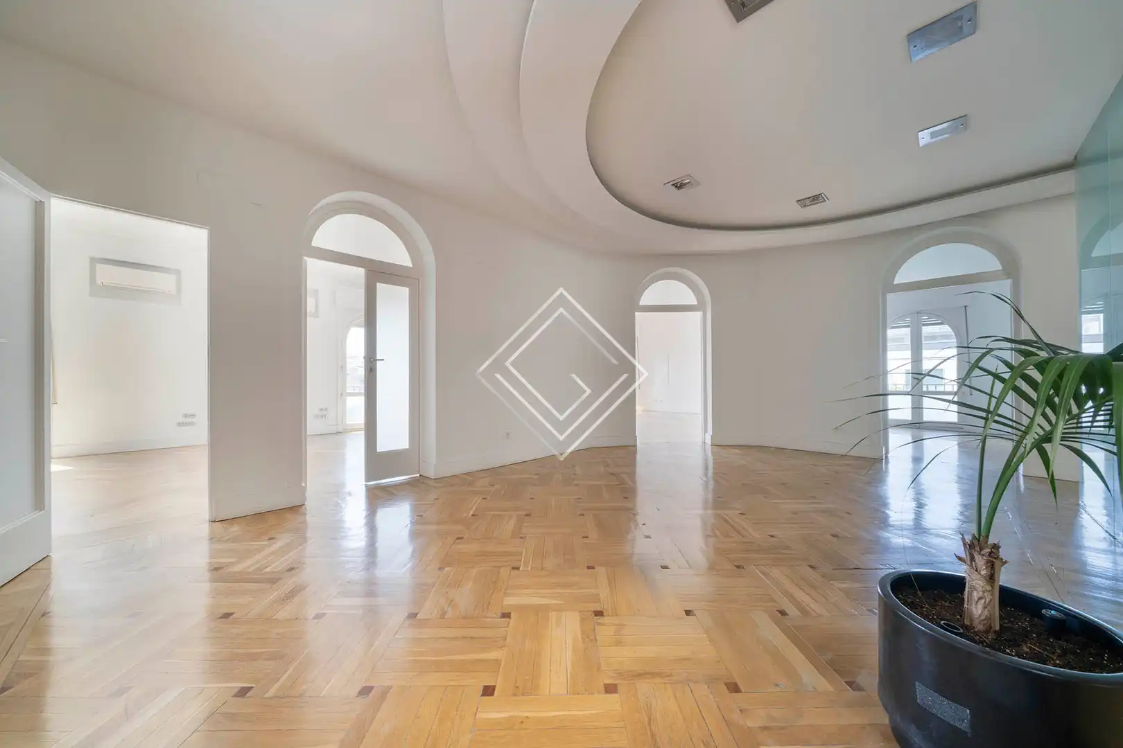 Office for sale in Madrid