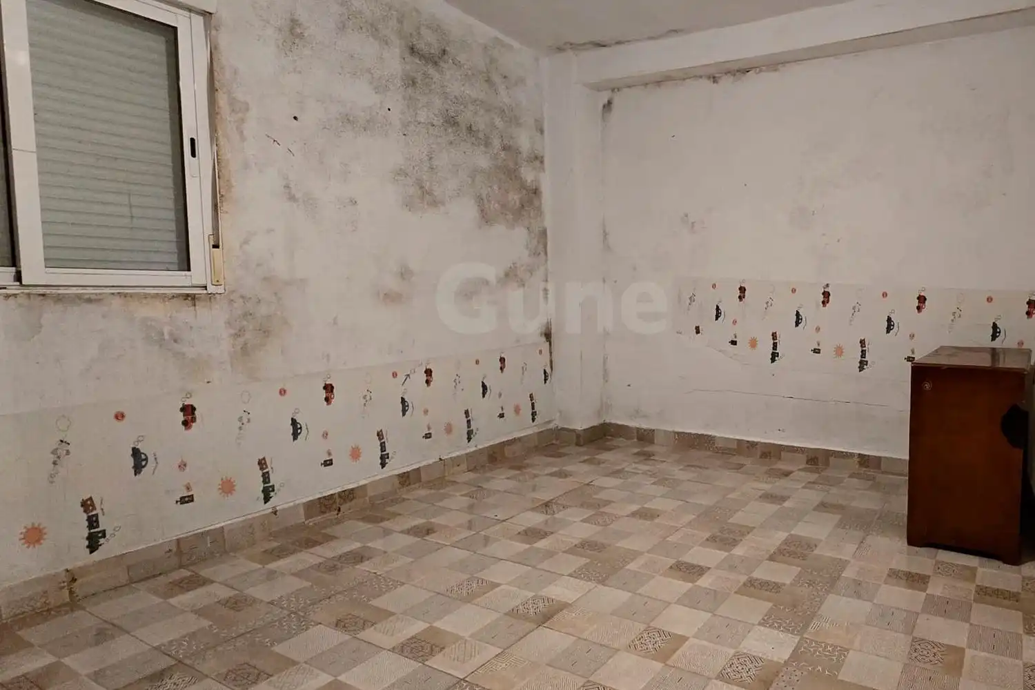 Flat for sale in Legazpi