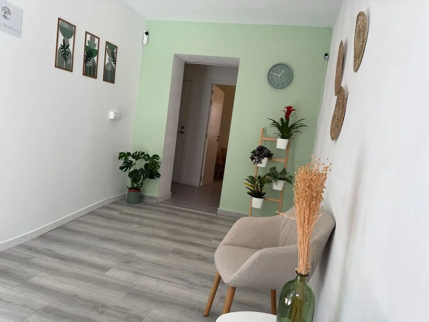 Büro zur Miete in Valencia mit Klimaanlage, Internet und Alarm