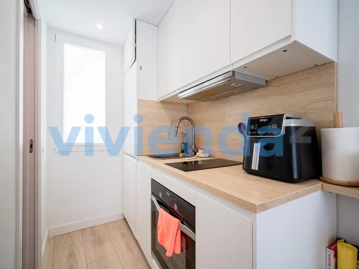 Küche von Wohnung zum Verkauf in Madrid mit Klimaanlage und Heizung