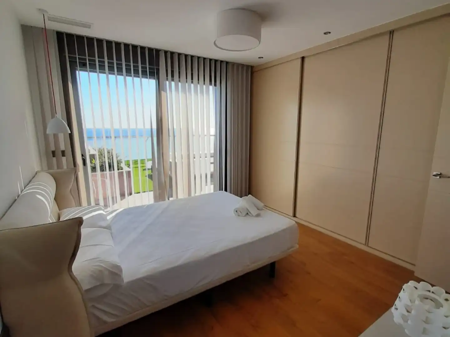 Bedroom of Attic for rent in Alicante / Alacant  with Air Conditioner, Heating and Terrace