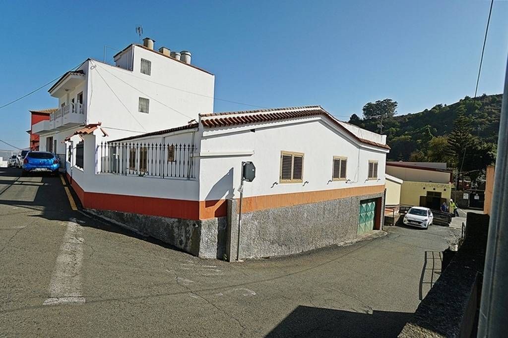 Exterior view of House or chalet for sale in Valleseco  with Heating, Terrace and Storage room
