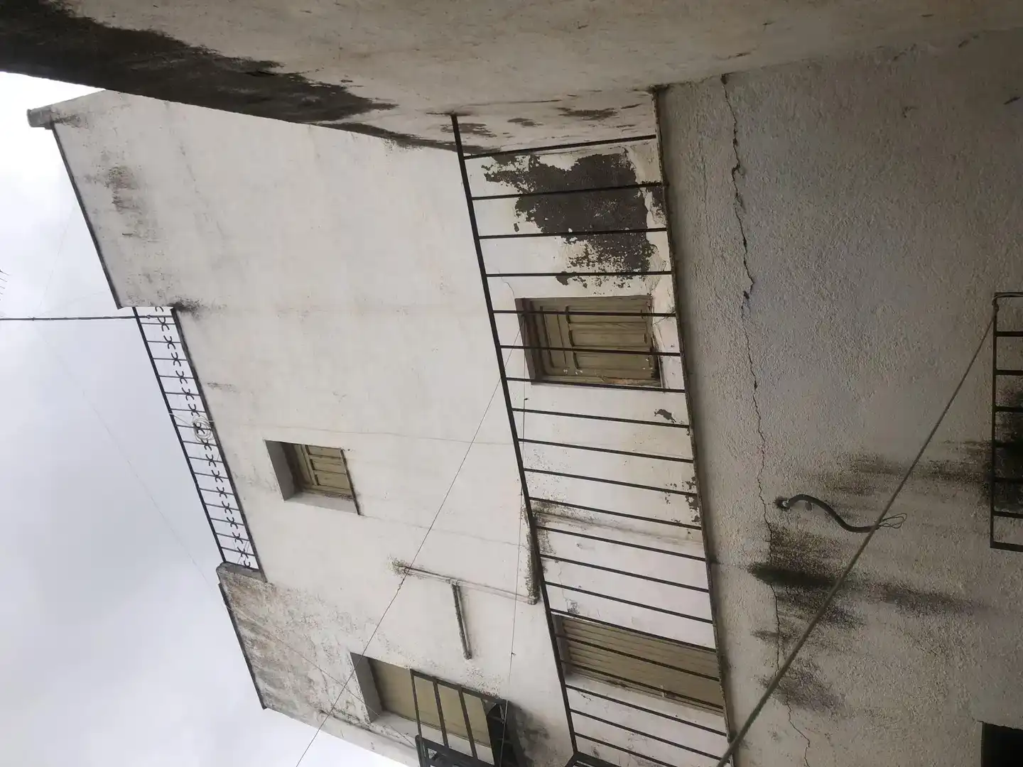 Vista exterior de Casa adosada en venda en Pozo Alcón amb Balcó