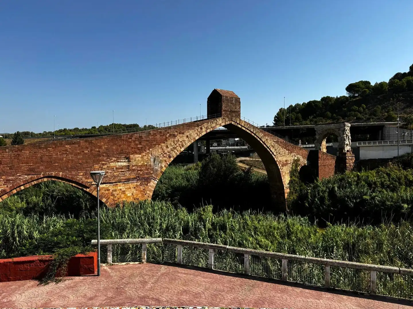 Vista exterior de Piso en venta en Martorell con Aire acondicionado, Calefacción y Horno