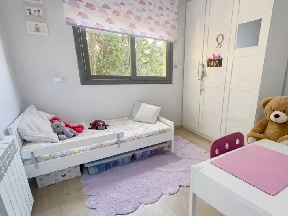Reihenhaus mit Pool zum Verkauf in Carrer Mossèn Cinto Verdaguer 10, imagen 15