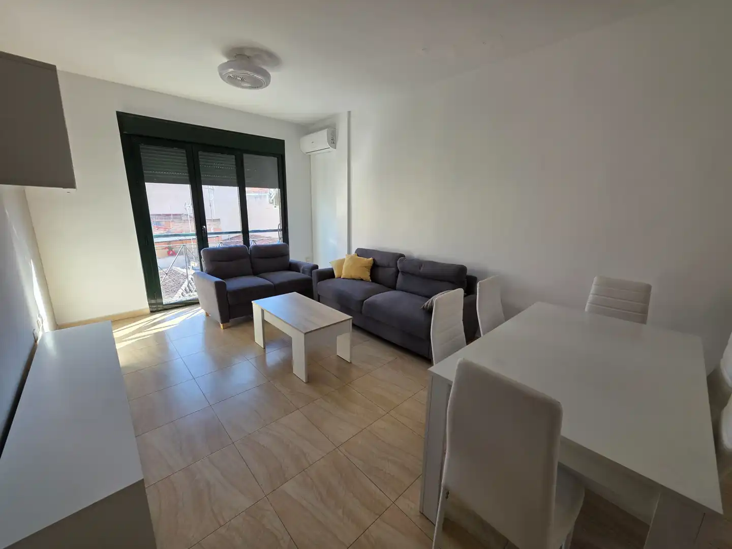 Sala de estar de Piso en venta en Toledo con Aire acondicionado, Calefacción y Amueblado
