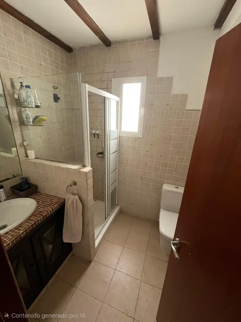 Baño de Piso en venta en Badajoz con Calefacción, Lavadora y Microondas