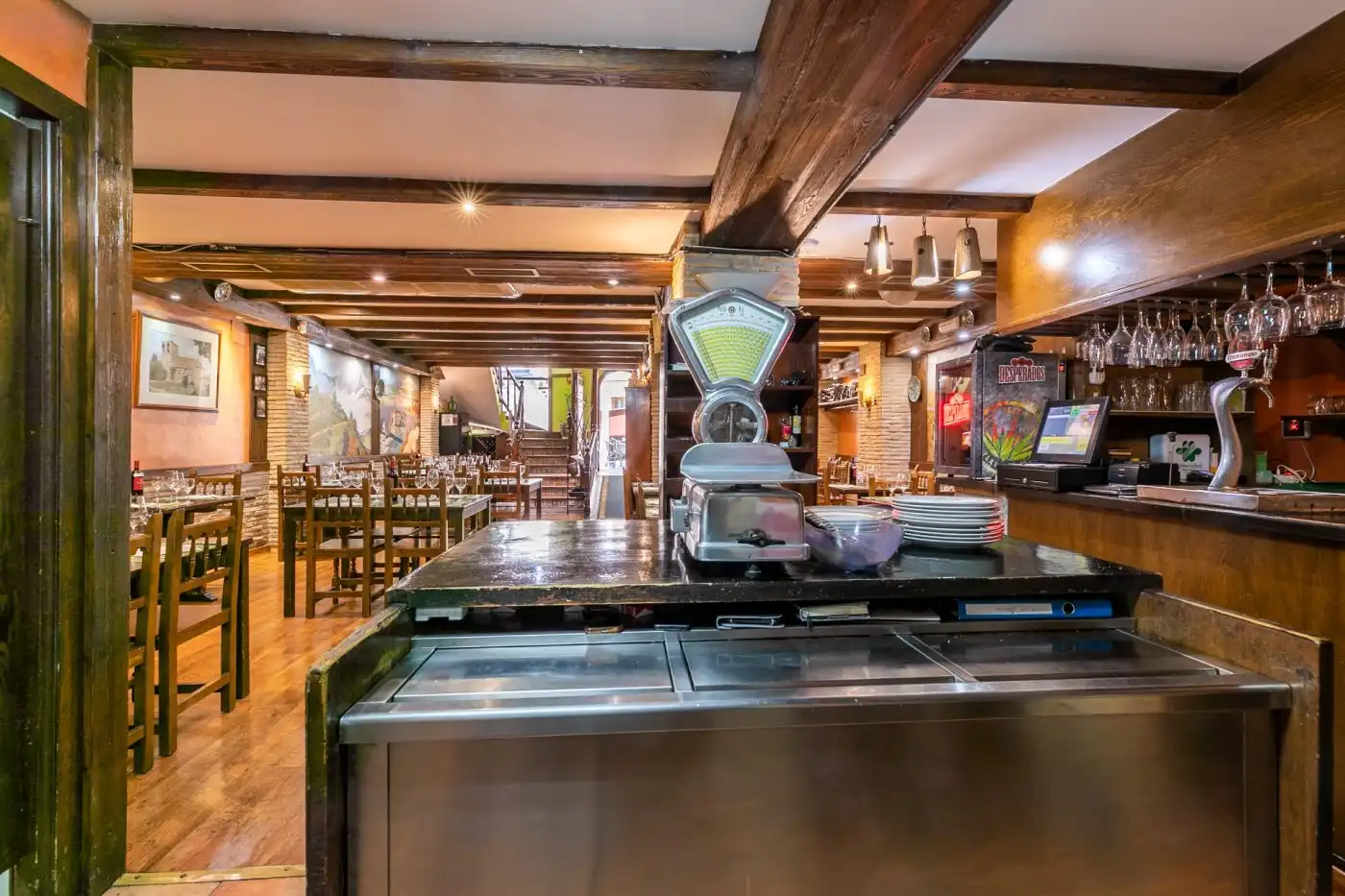 Local en venta en Jaca con Aire acondicionado, Terraza y Amueblado