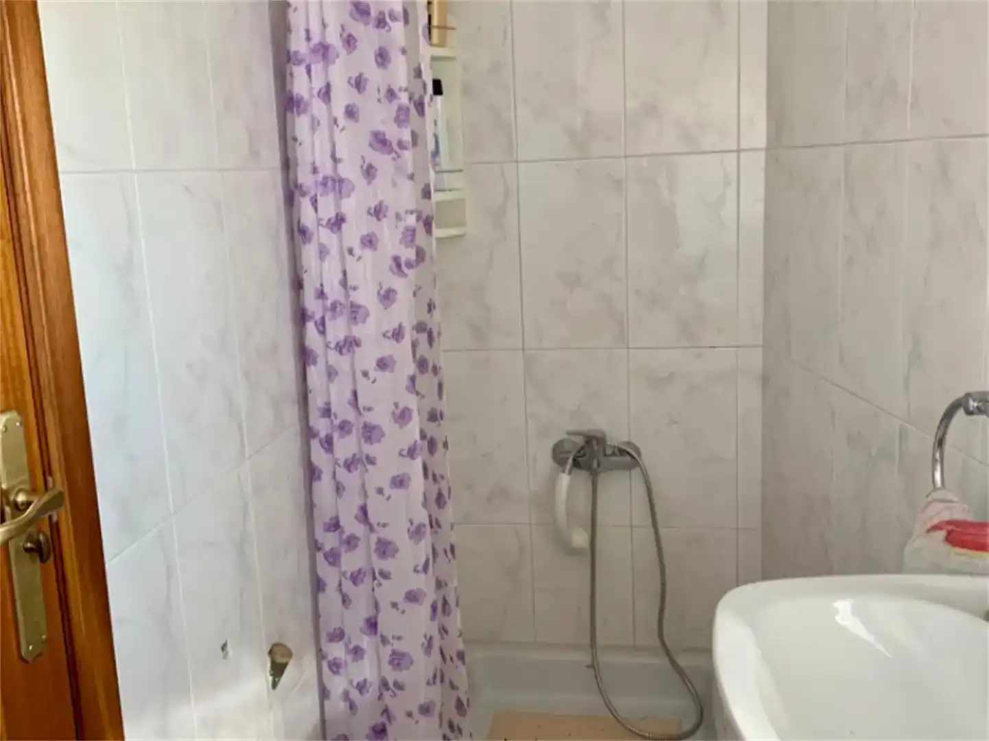 Baño de Piso en venta en Villaquejida con Trastero, Amueblado y Balcón