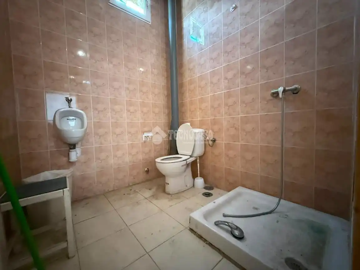 Local commercial à vendre à Camarma de Esteruelas, imagen 3