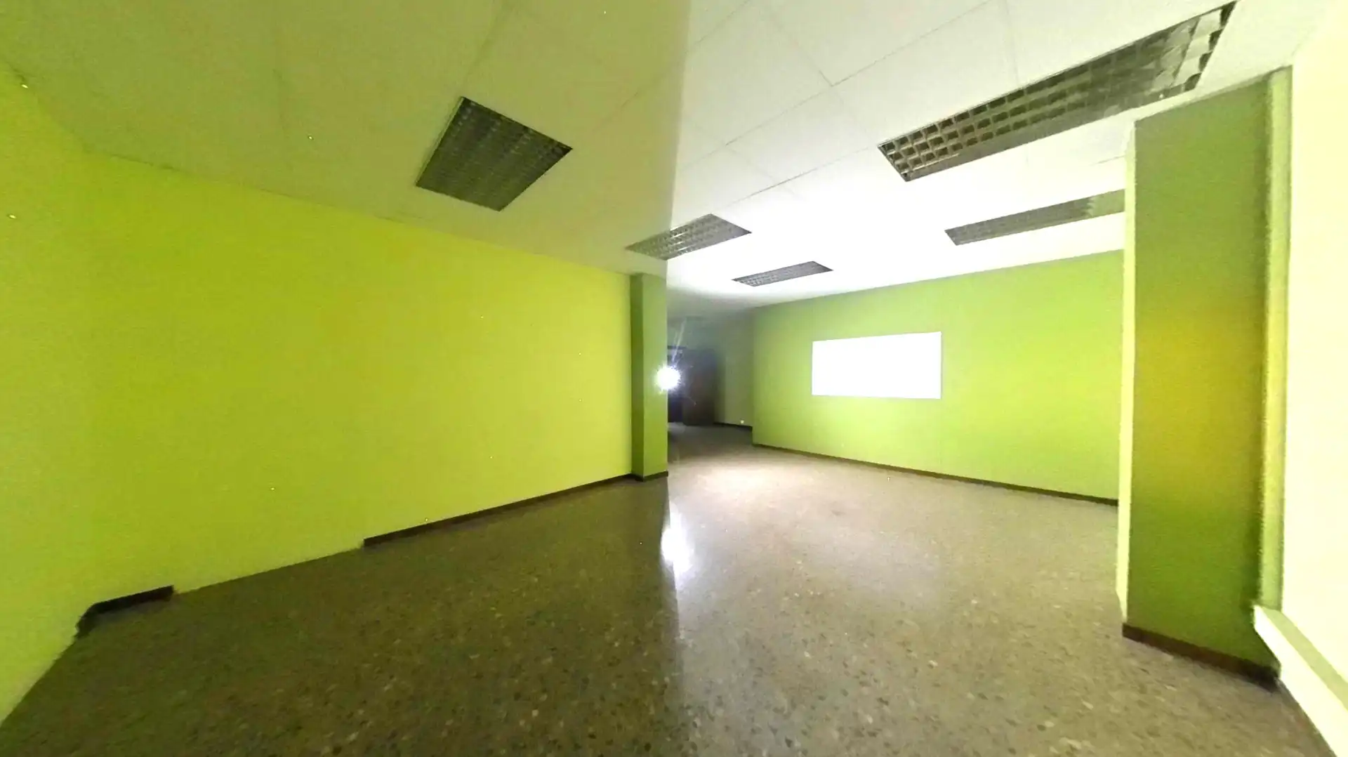 Nau industrial en venda en Viladecans