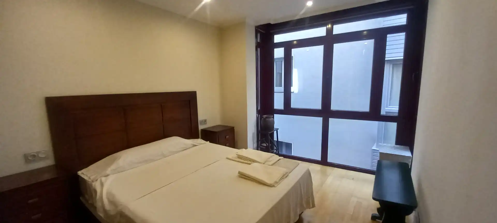 Habitación de Apartamento en venta en Gijón  con Calefacción, Amueblado y Horno
