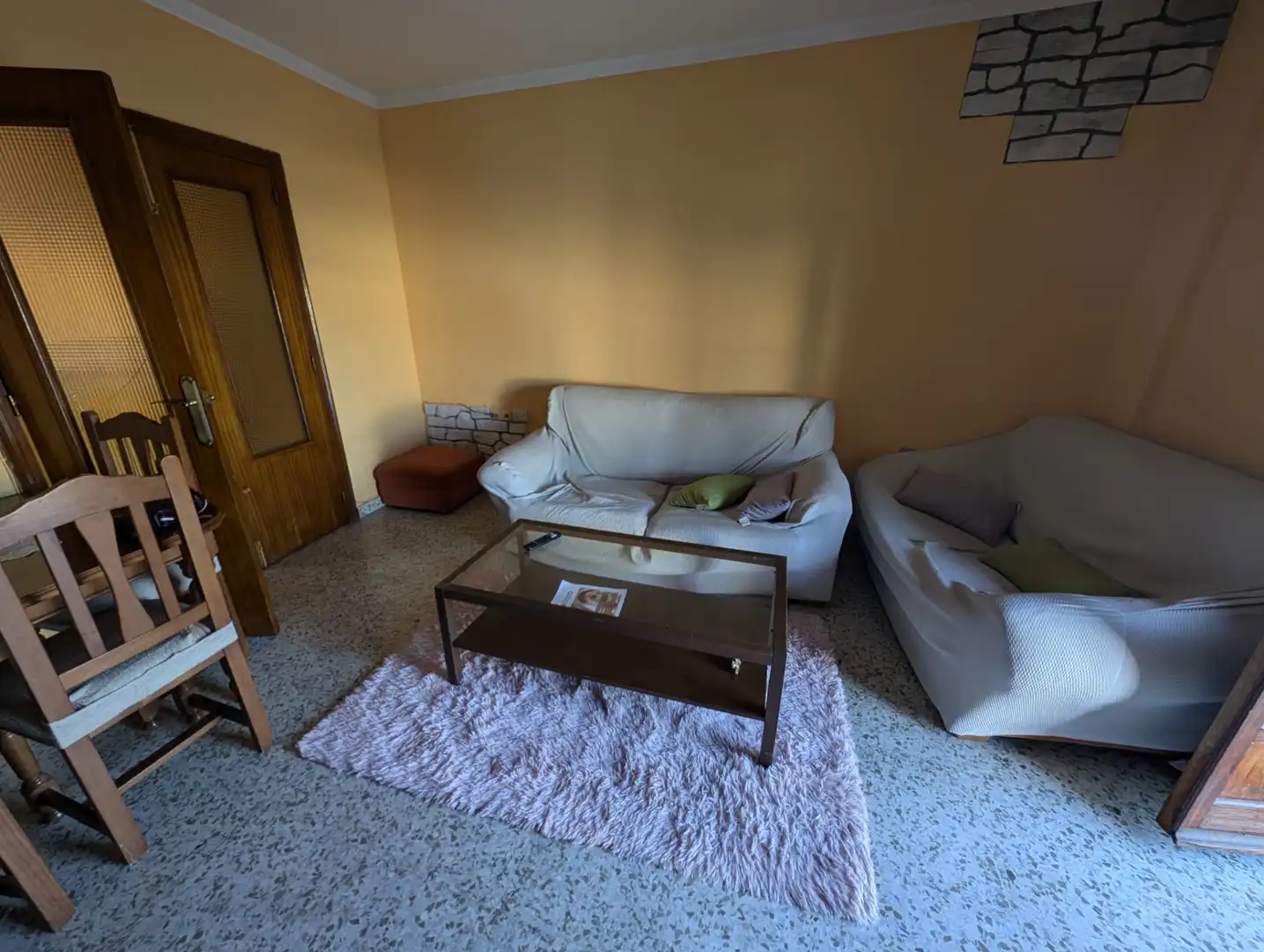 Sala de estar de Piso en venta en Lucena con Terraza, Trastero y Amueblado