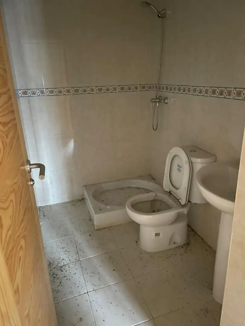 Baño de Piso en venta en Sotillo de la Adrada con Piscina comunitaria