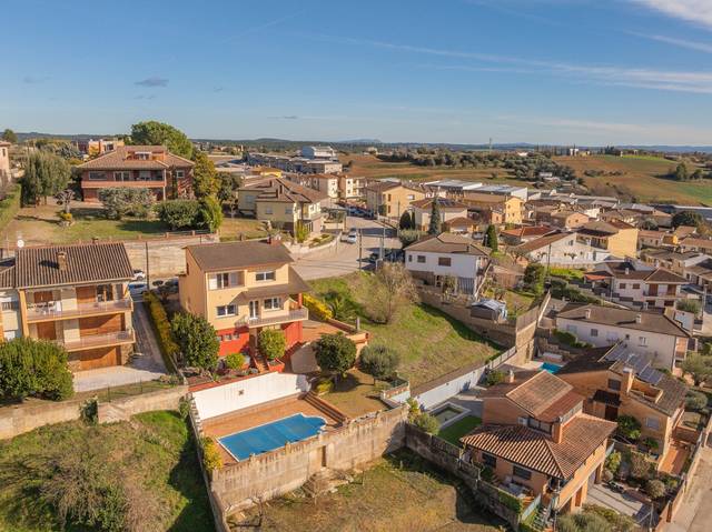 Casa-chalet en Venta en Banyoles