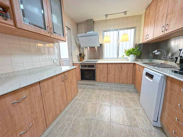 Piso en Venta en Ensanche - Diputación