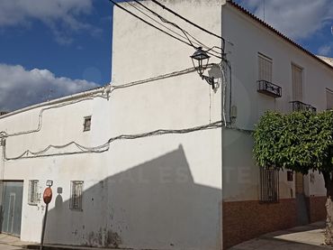 Casa rustica in vendita a Santiago de Calatrava