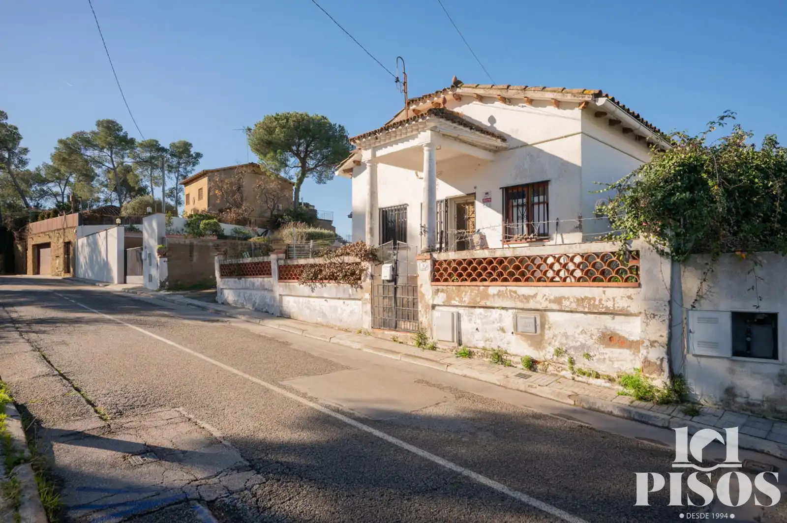 Exterior view of Houses for sale in Sant Cugat del Vallès  with Heating, Private garden and Storage room