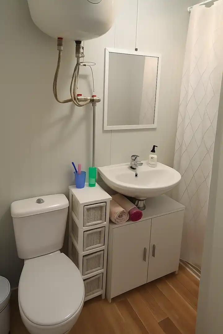 Bathroom of Houses for sale in Carmona, Sevilla