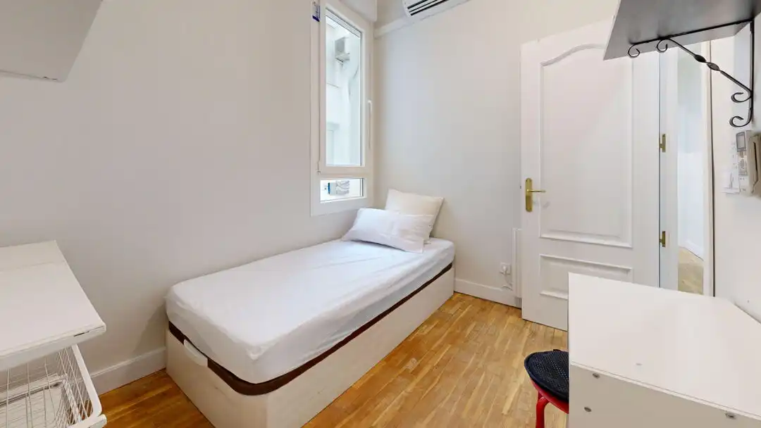 Flat with lift to rent in Calle de la Fuente del Berro, imagen 20